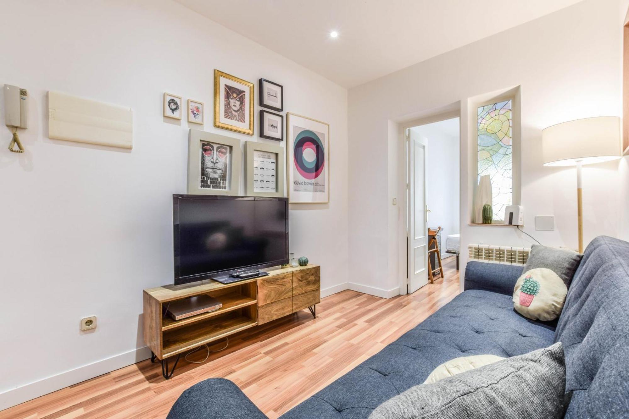 Apartamento En La Plaza De Lavapies Alquiler Temporal Madrid Buitenkant foto